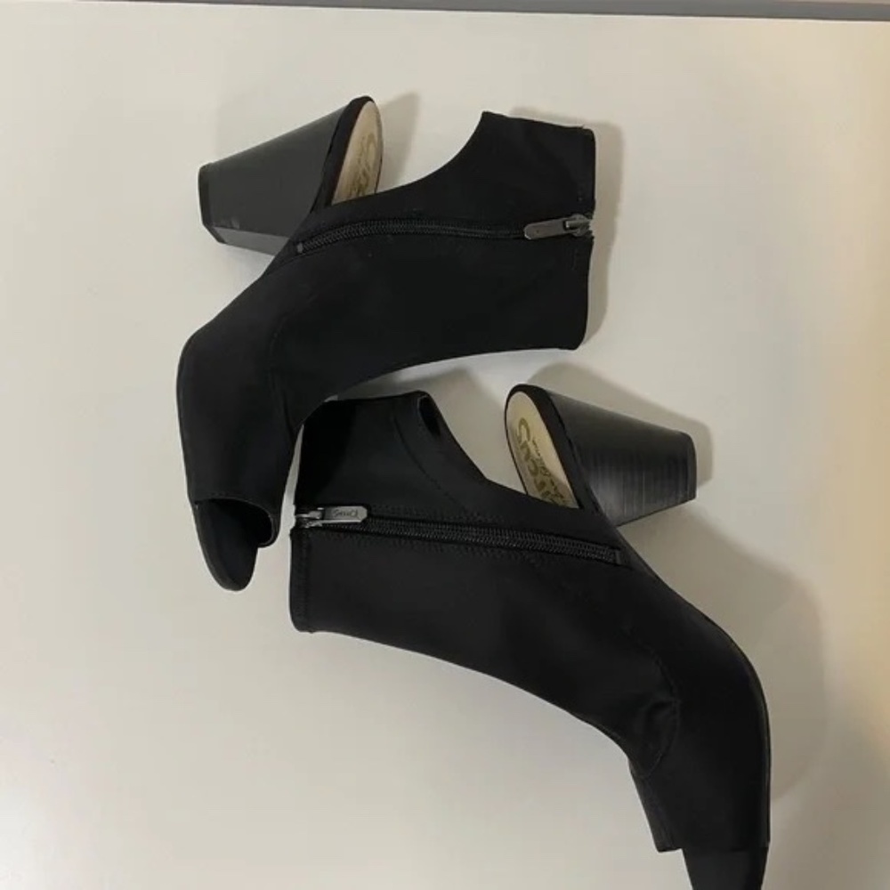 Circus by Sam Edelman Kenya Peep Toe & Heels - Size 8 - Picture 7 of 9